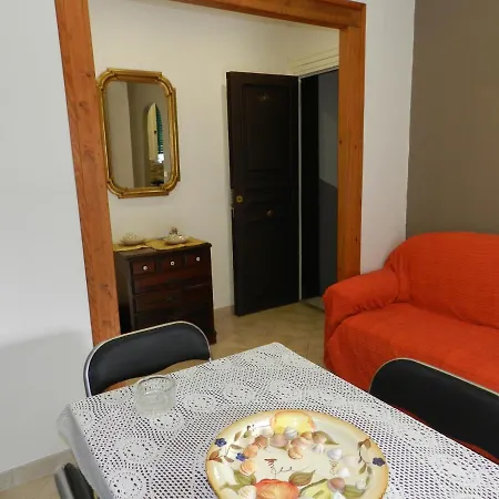 La Terrazza Ursino Apartment *